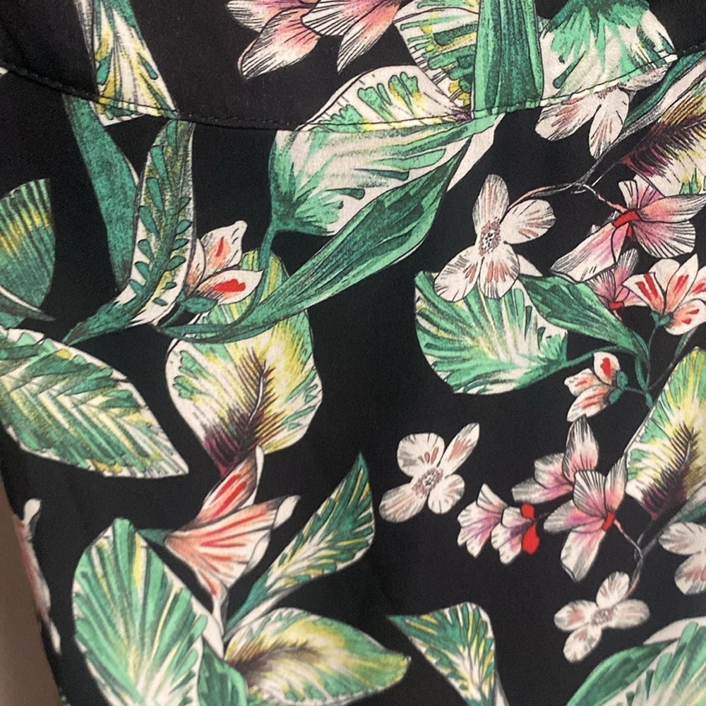 Adelyn  Rae floral ruffle dress size small nwt - Picture 4 of 10